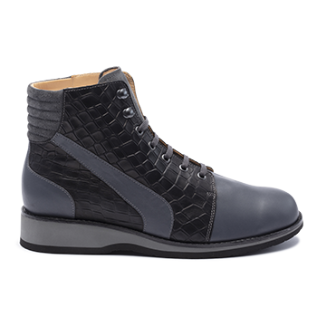 035 Grey/black leather