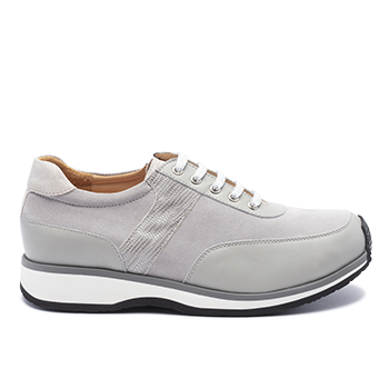 057 Grey leather