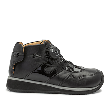 L1672/S602 leather black/patent combi