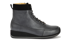 202 Fantasy Leather Black