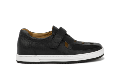 7605.3.000 Grain Leather Black